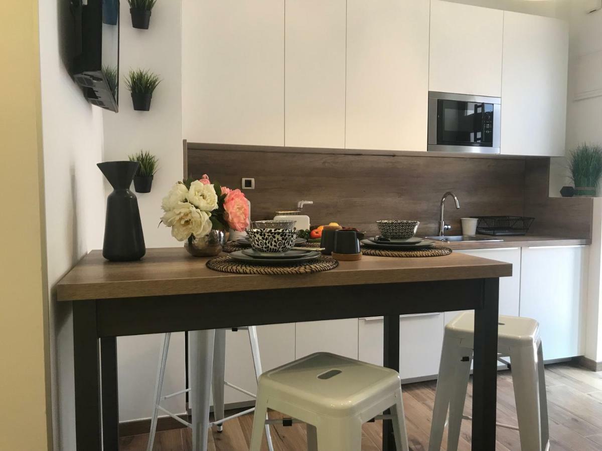 Arena Design Apartments With Free Private Parking And With A Terrace Pula Exterior photo
